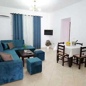 Ernest , Sarandë Albanien